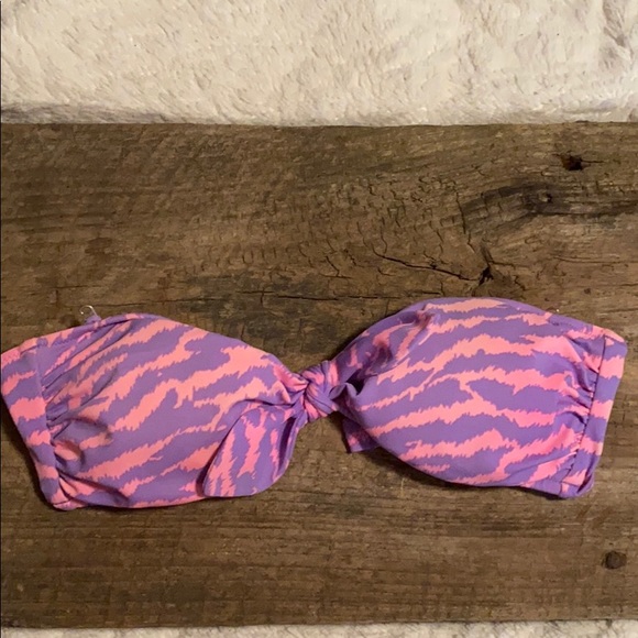 Victoria’s Secret Pink & Purple Striped bikini - Picture 5 of 5